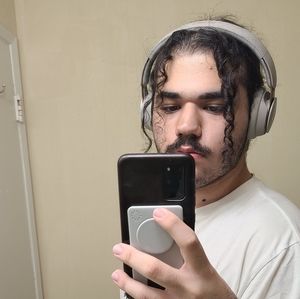 Meet your Posher, Lucas